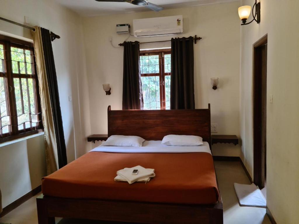 Coastal Suites Apart Hotel ---- 8 Minutes Walk To Beach Benaulim Exterior photo