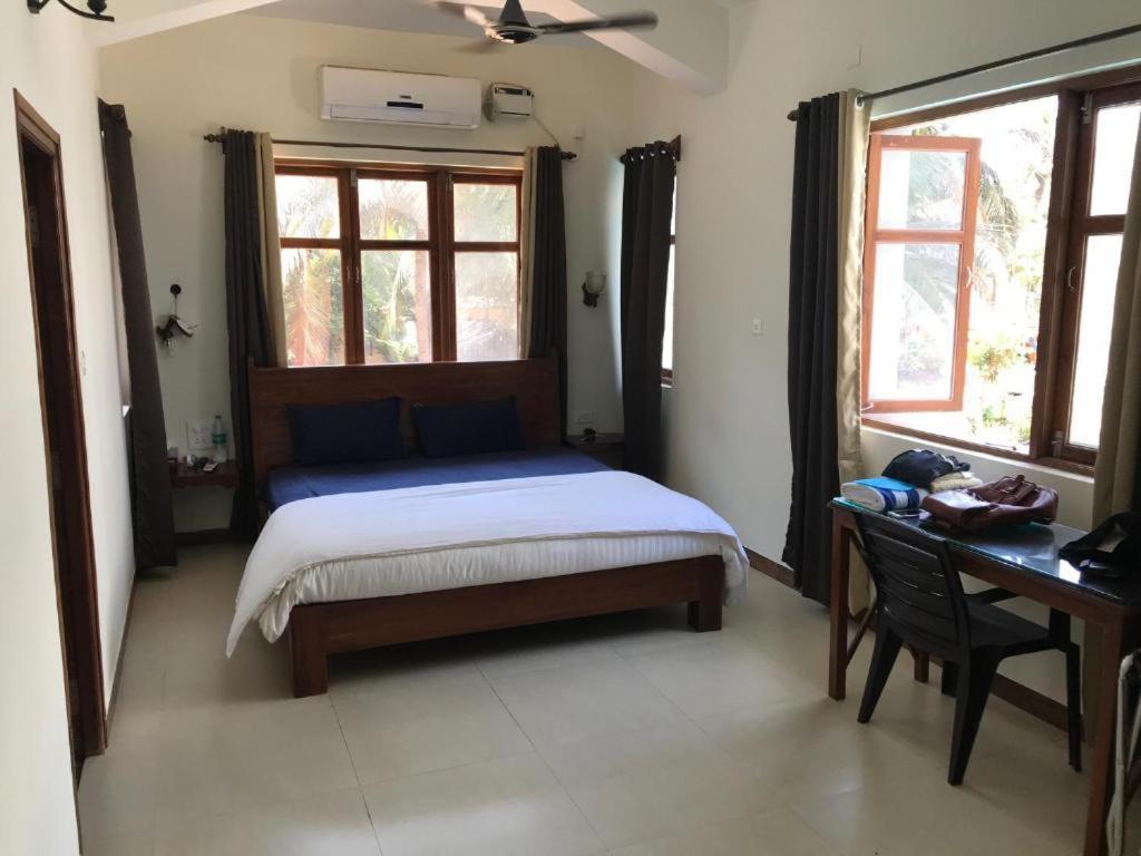 Coastal Suites Apart Hotel ---- 8 Minutes Walk To Beach Benaulim Exterior photo