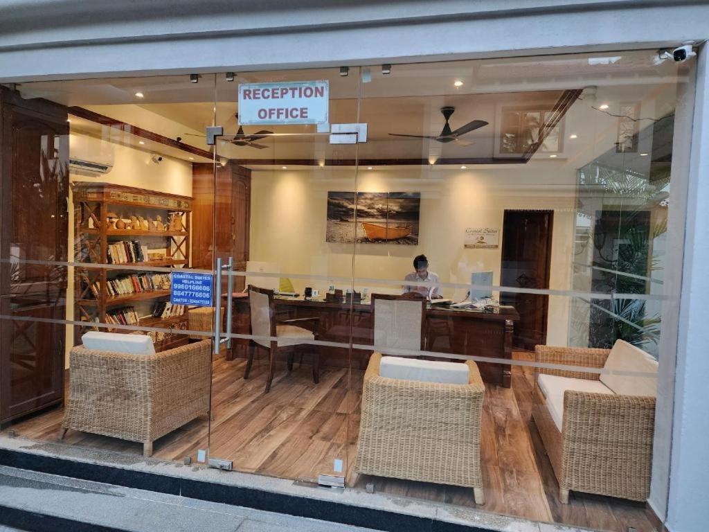 Coastal Suites Apart Hotel ---- 8 Minutes Walk To Beach Benaulim Exterior photo