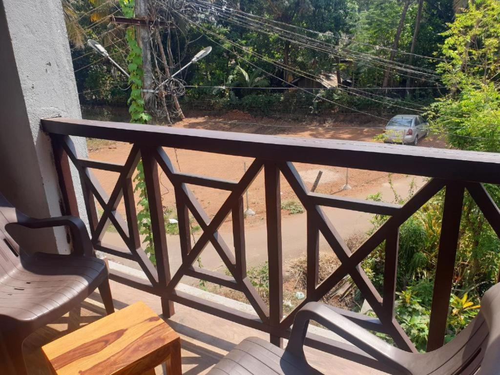 Coastal Suites Apart Hotel ---- 8 Minutes Walk To Beach Benaulim Exterior photo