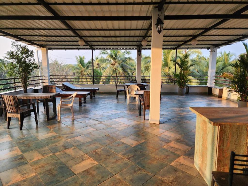 Coastal Suites Apart Hotel ---- 8 Minutes Walk To Beach Benaulim Exterior photo