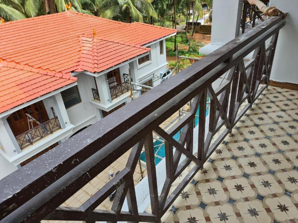 Coastal Suites Apart Hotel ---- 8 Minutes Walk To Beach Benaulim Exterior photo