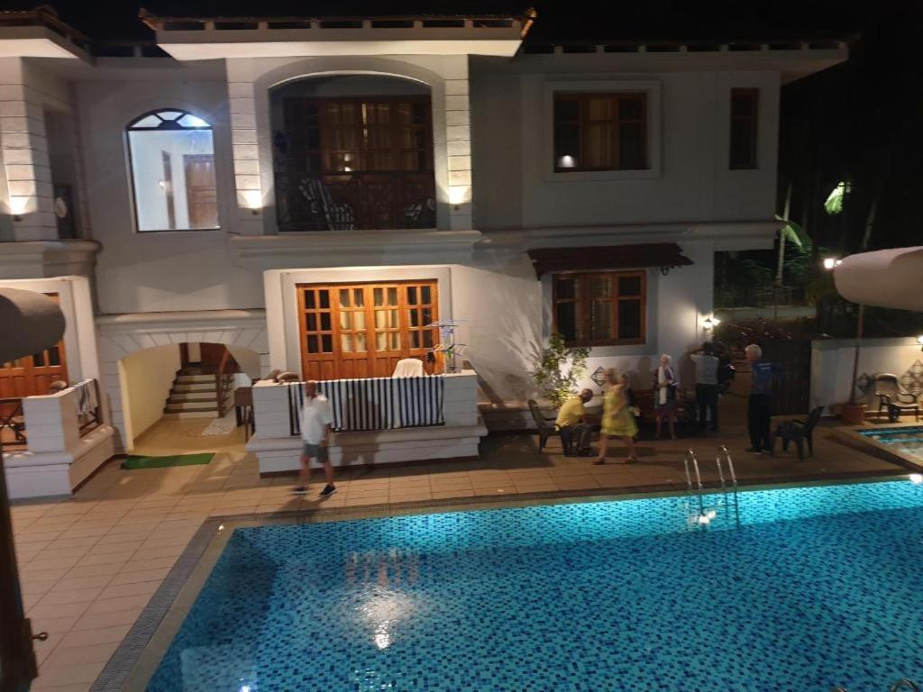 Coastal Suites Apart Hotel ---- 8 Minutes Walk To Beach Benaulim Exterior photo