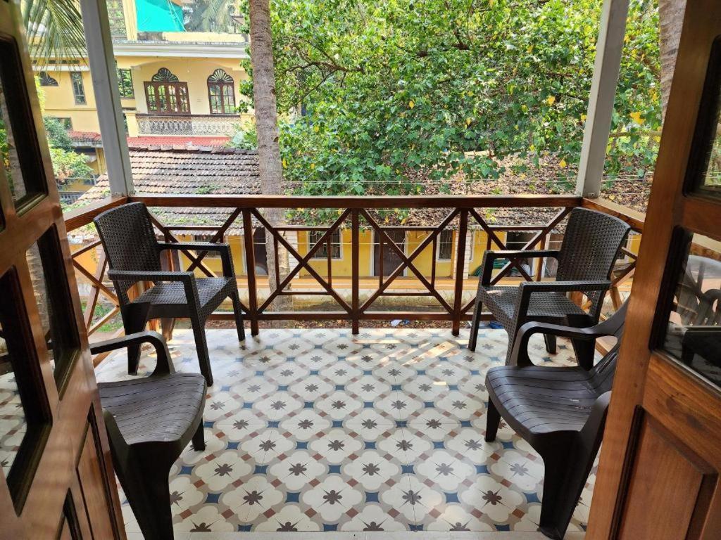 Coastal Suites Apart Hotel ---- 8 Minutes Walk To Beach Benaulim Exterior photo