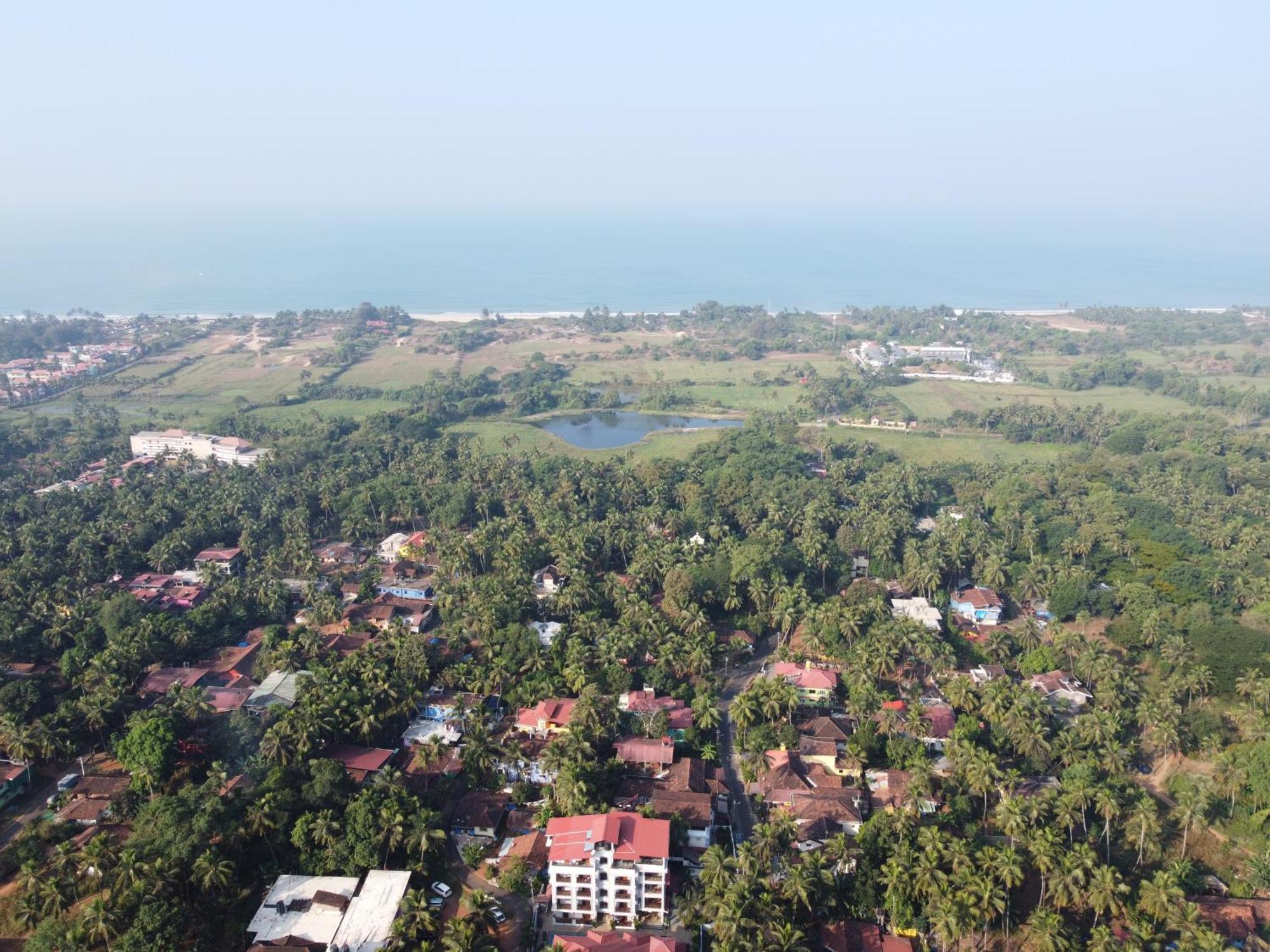 Coastal Suites Apart Hotel ---- 8 Minutes Walk To Beach Benaulim Exterior photo