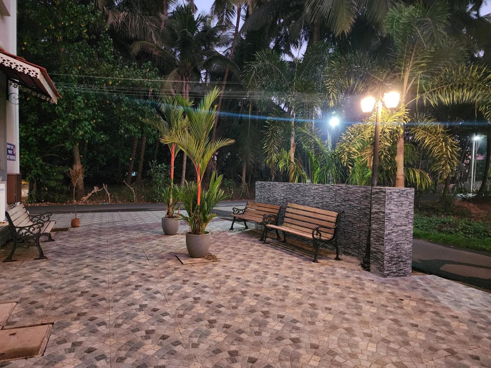 Coastal Suites Apart Hotel ---- 8 Minutes Walk To Beach Benaulim Exterior photo
